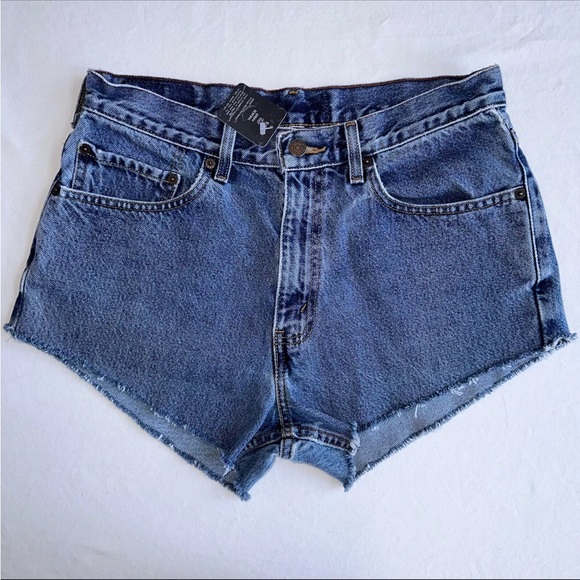 Urban Outfitters Renewal Remade Levi’s Micro Cut Off Denim Jean Shorts Large NEW - Picture 1 of 11